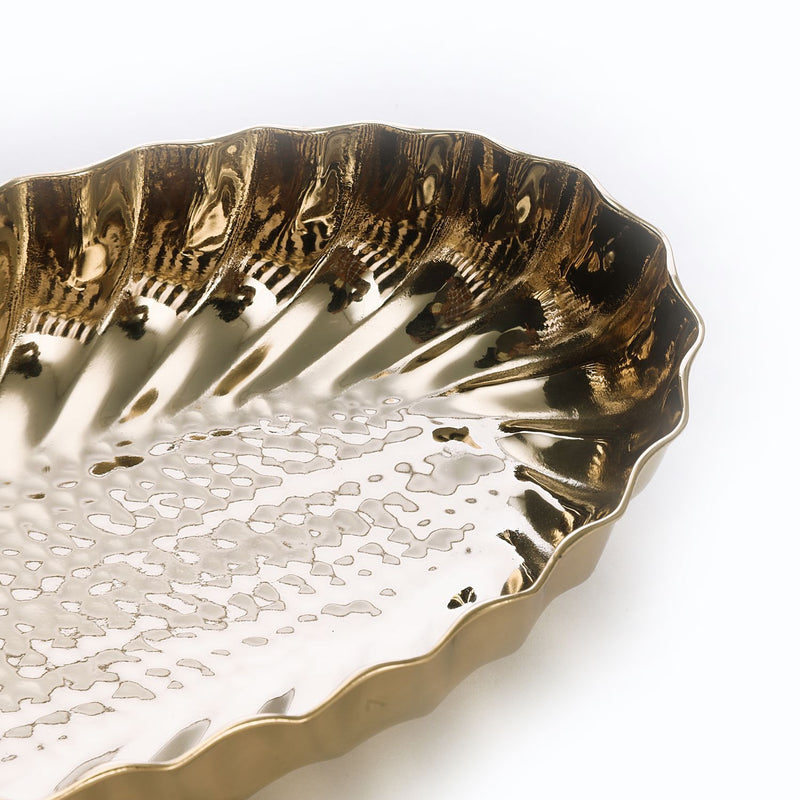 Gold plated oval leaf bowl